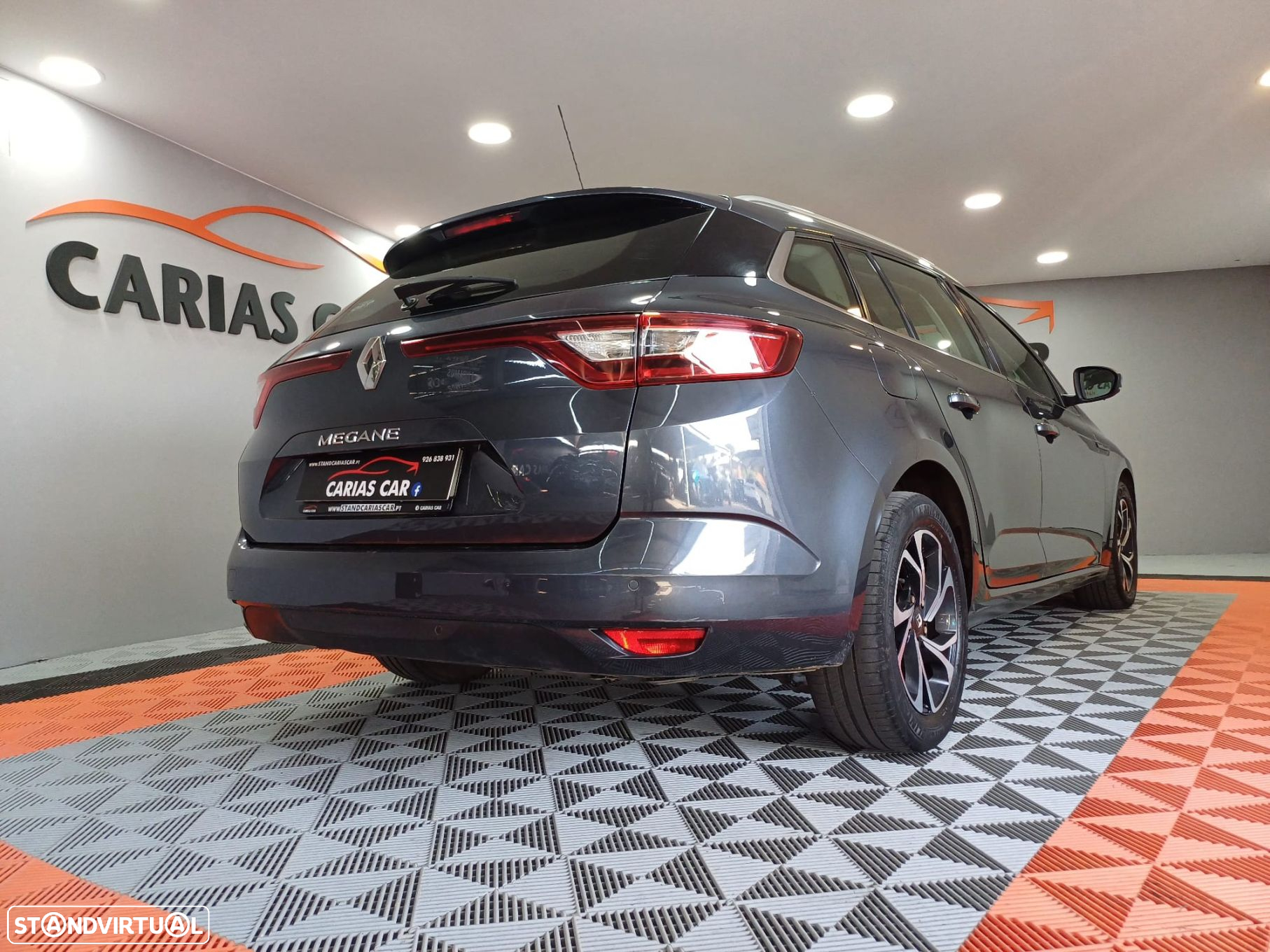 Renault Mégane 1.5 Blue dCi Limited - 8