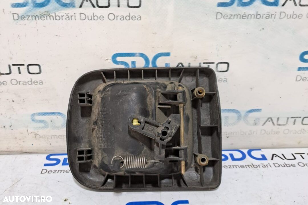 Maner interior usa spate 7700 352 489 Renault Master - 3