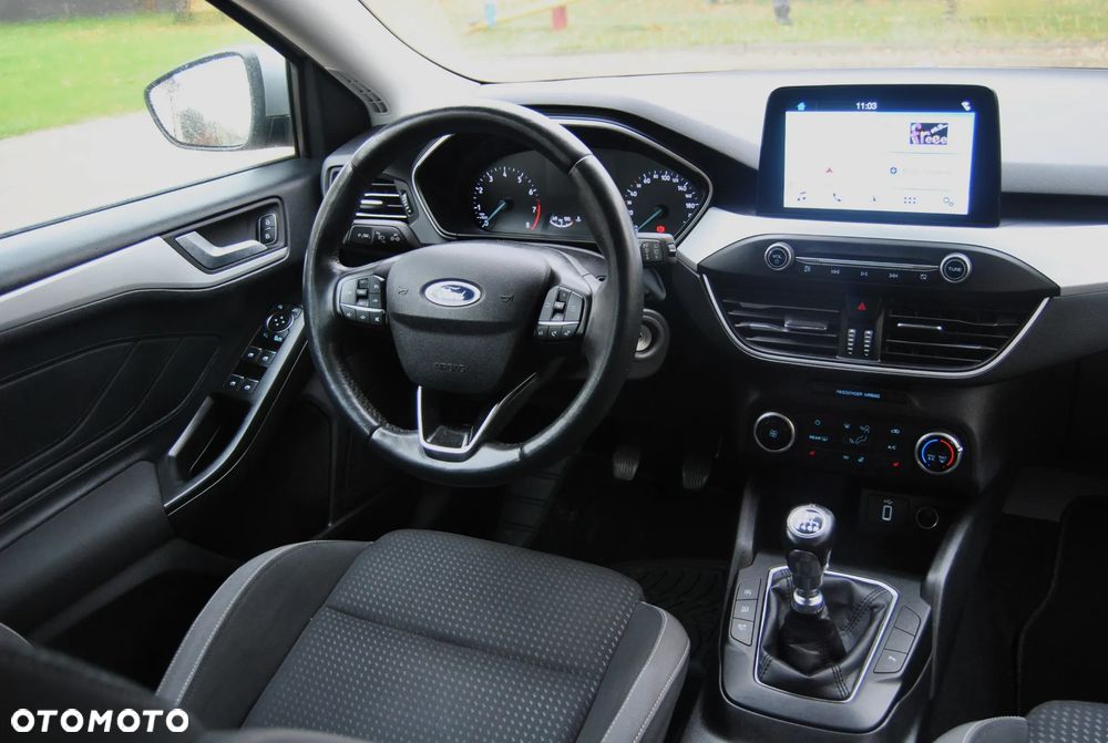 Ford Focus - 11
