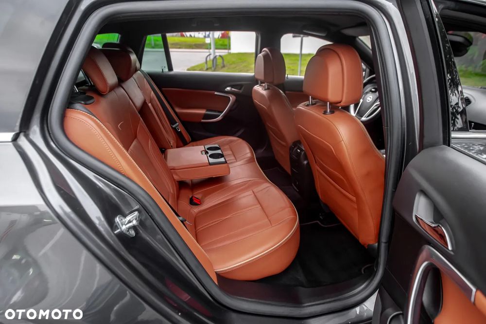Opel Insignia - 24