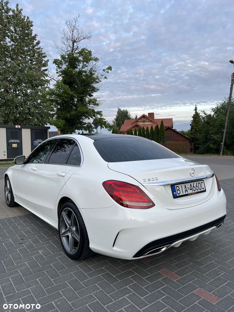 Mercedes-Benz Klasa C 300 7G-TRONIC AMG Line - 9