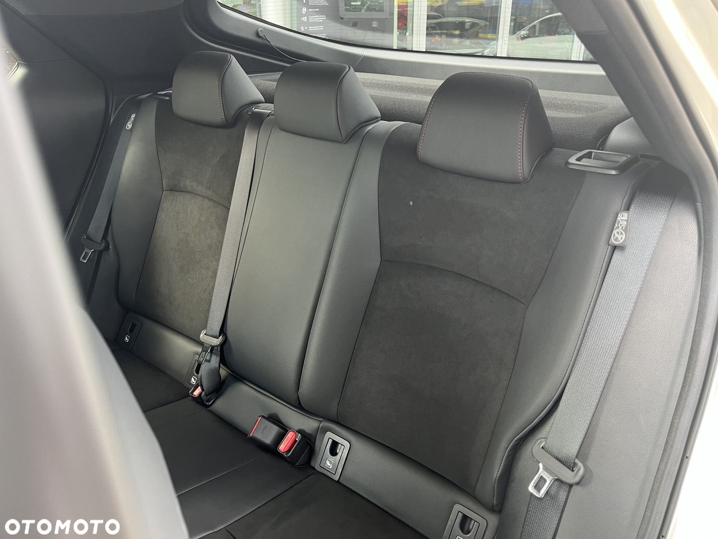 Toyota C-HR 2.0 Hybrid Dynamic Force GR Sport Premiere Edition - 9