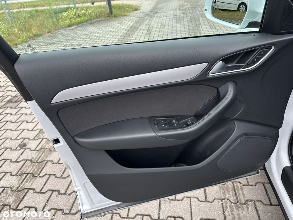 Audi Q3 - 12