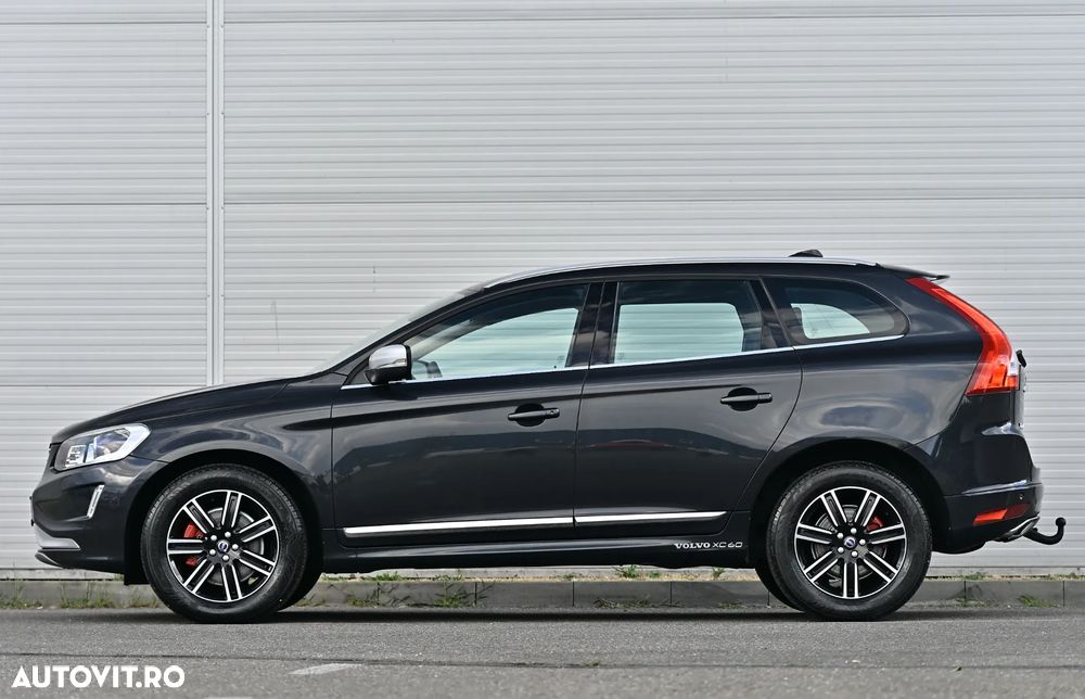Volvo XC 60 D4 AWD Geartronic Summum - 9