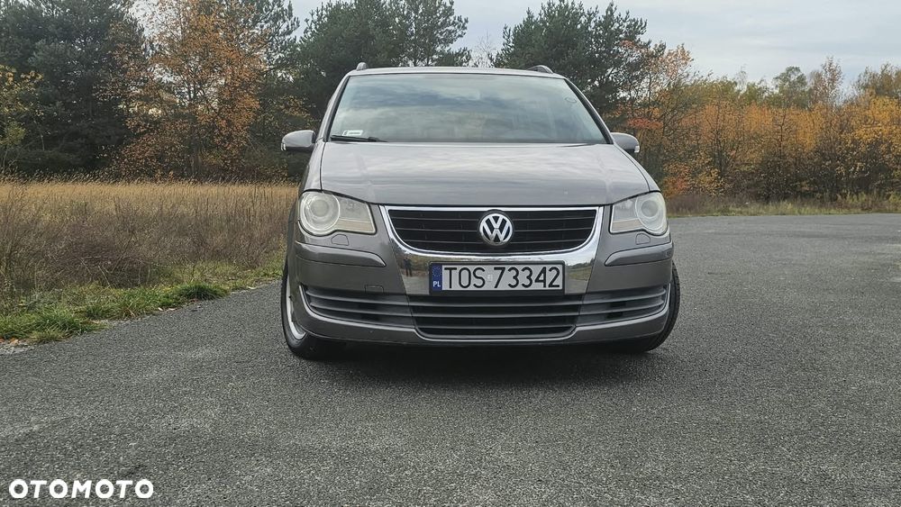 Volkswagen Touran - 6