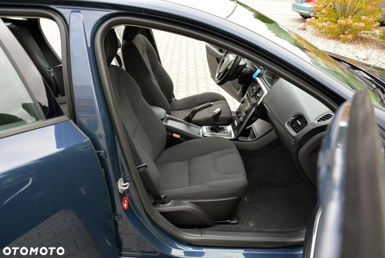 Volvo V40 - 17