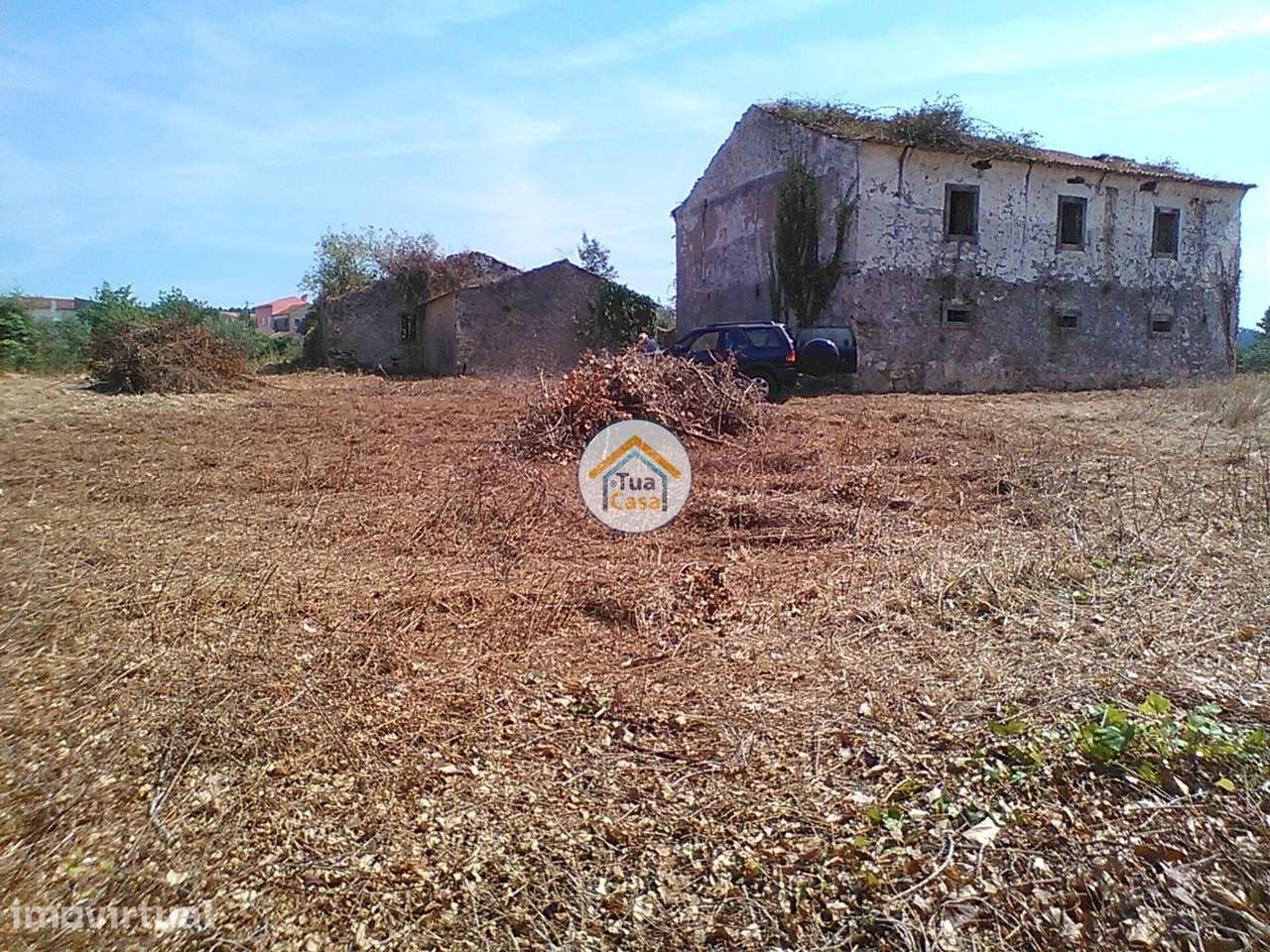Moradia Histórica em Ruínas com Projeto para Turismo Rural em Telhado, - Grande imagem: 3/21