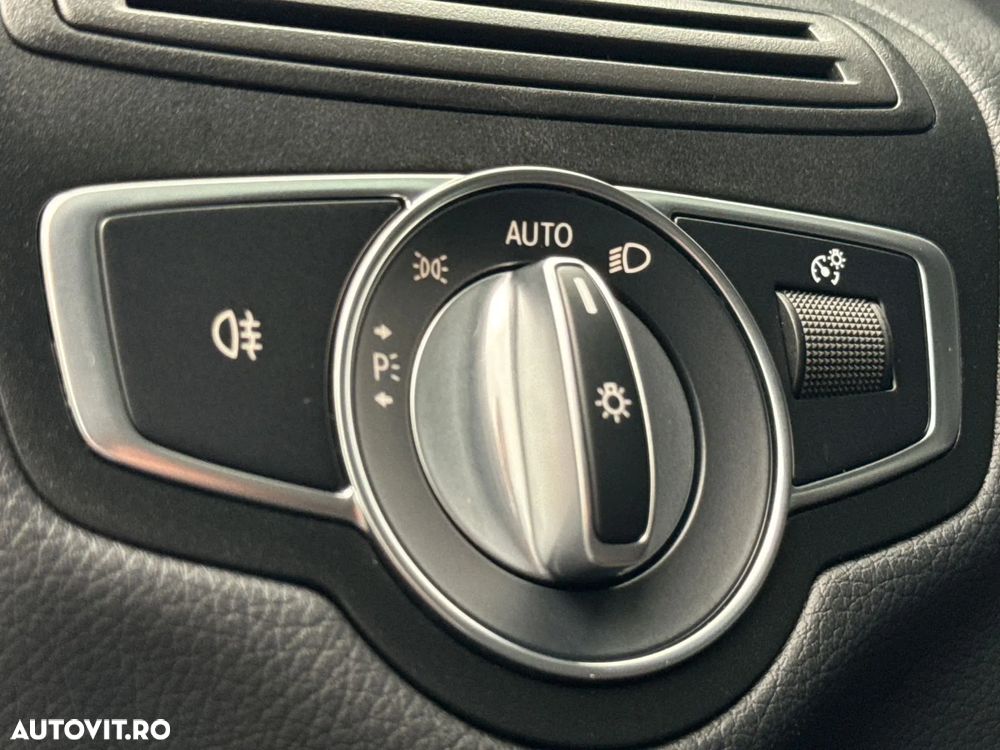 Mercedes-Benz GLC 300 e 4MATIC - 13