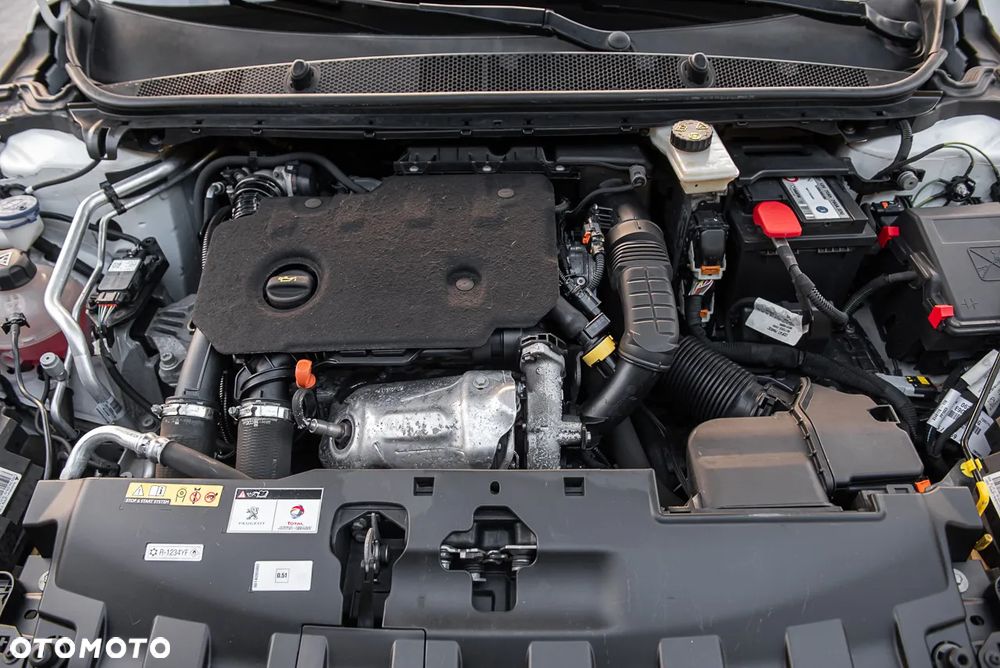 Peugeot 308 1.5 BlueHDi Allure Pack S&S - 31