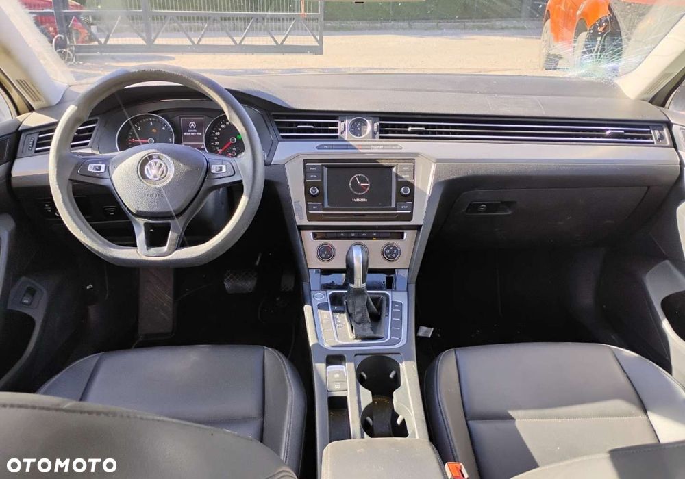 Volkswagen Passat - 7