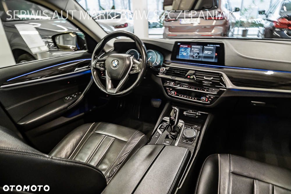 BMW Seria 5 520d xDrive Luxury Line - 22