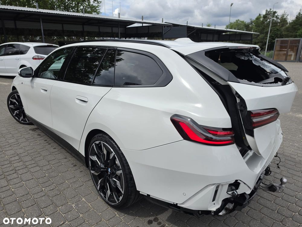 BMW Seria 5 520d xDrive - 12
