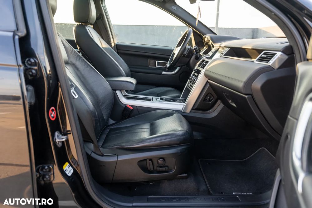 Land Rover Discovery Sport - 11