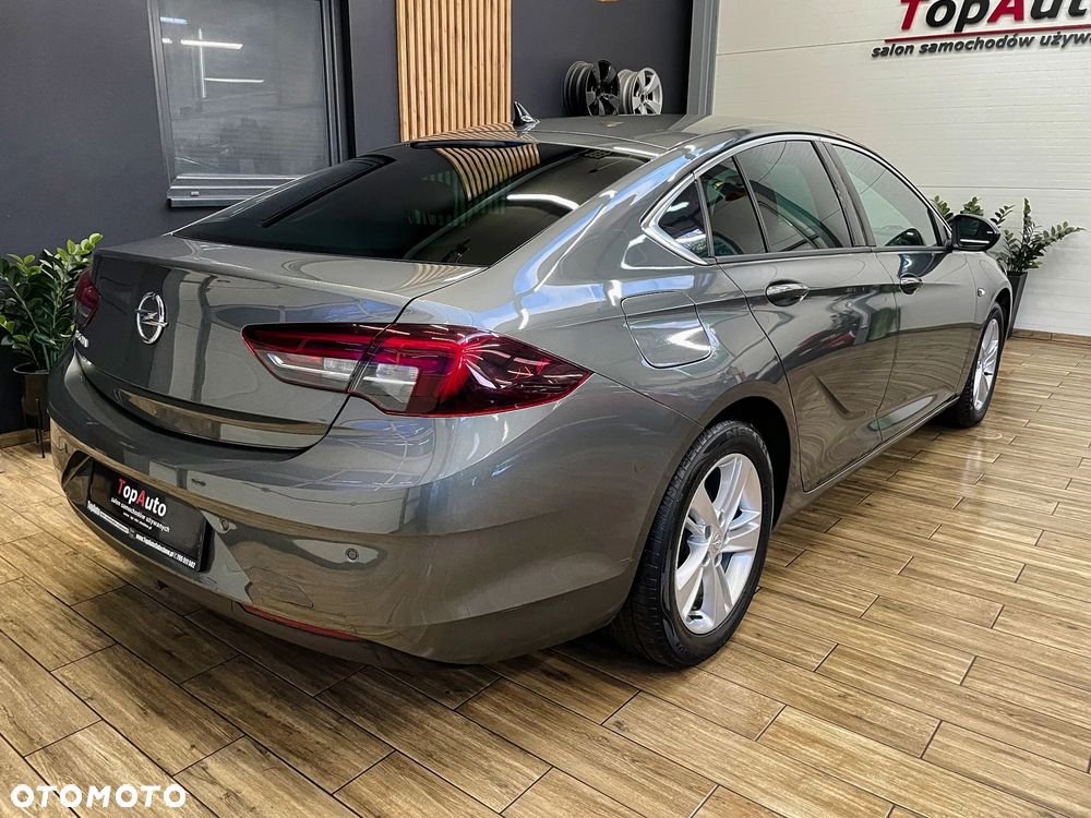 Opel Insignia - 8