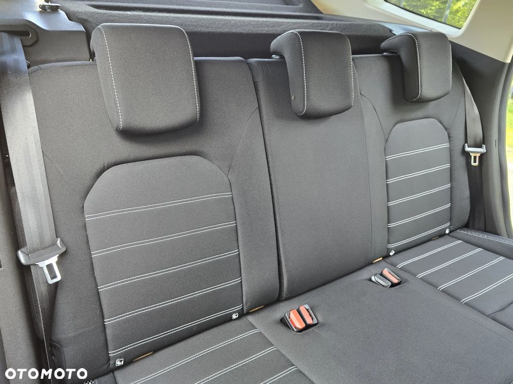 Dacia Duster 1.6 SCe Prestige - 33