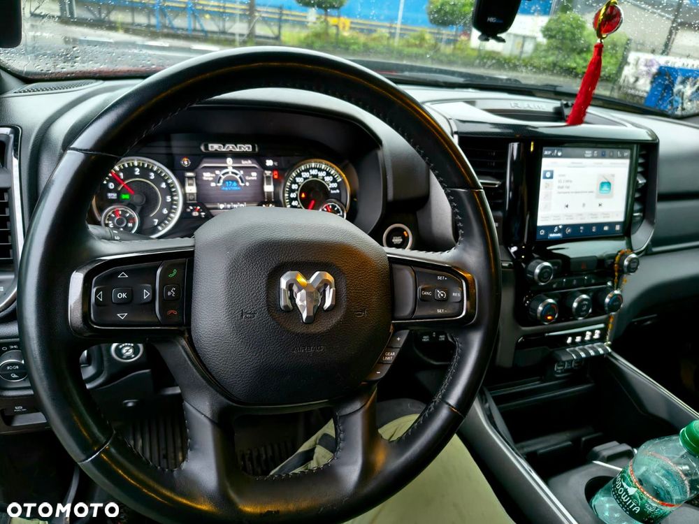 Dodge RAM 5.7 4x4 - 6