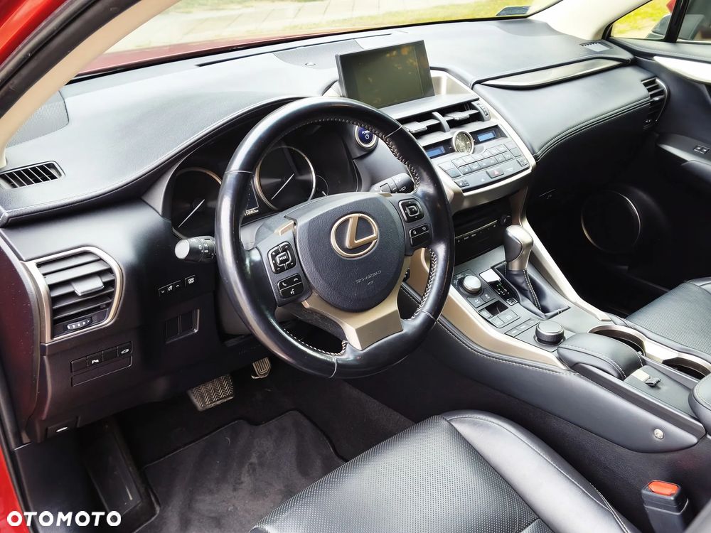 Lexus NX 300h Comfort AWD - 12