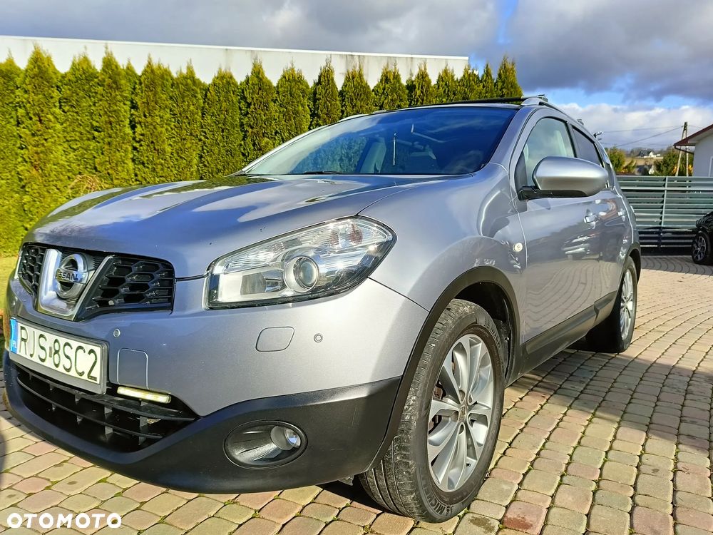 Nissan Qashqai 2.0 dCi 4x4 Tekna Premium - 4