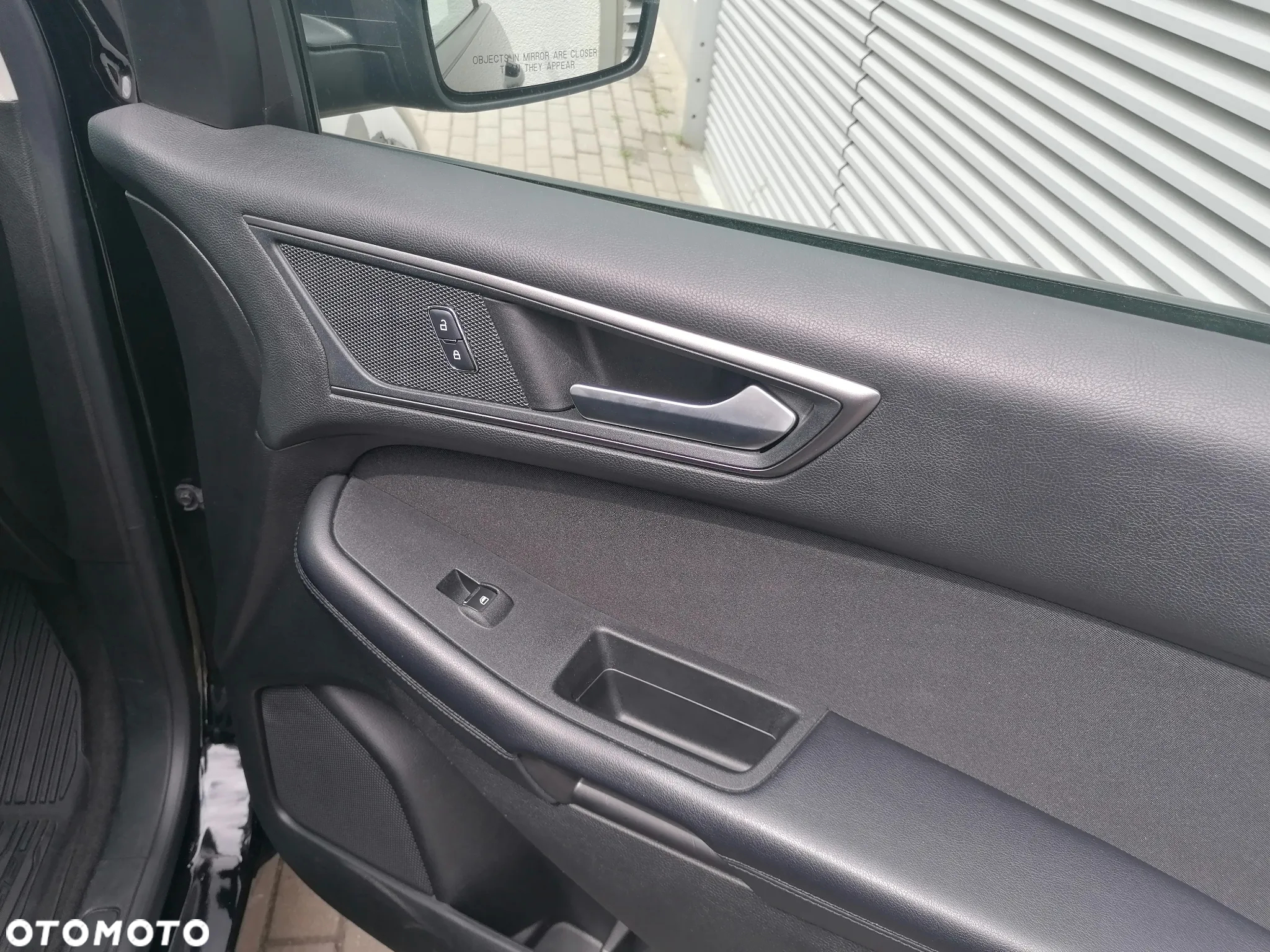 Ford Edge - 16