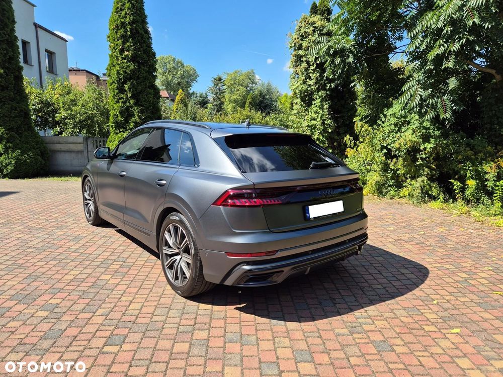 Audi Q8 55 TFSI mHEV Quattro Tiptronic - 8