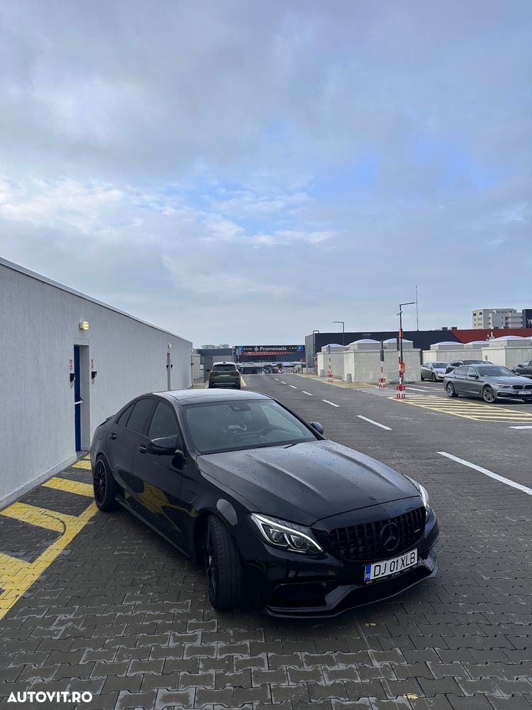 Mercedes-Benz C 63 S AMG - 6