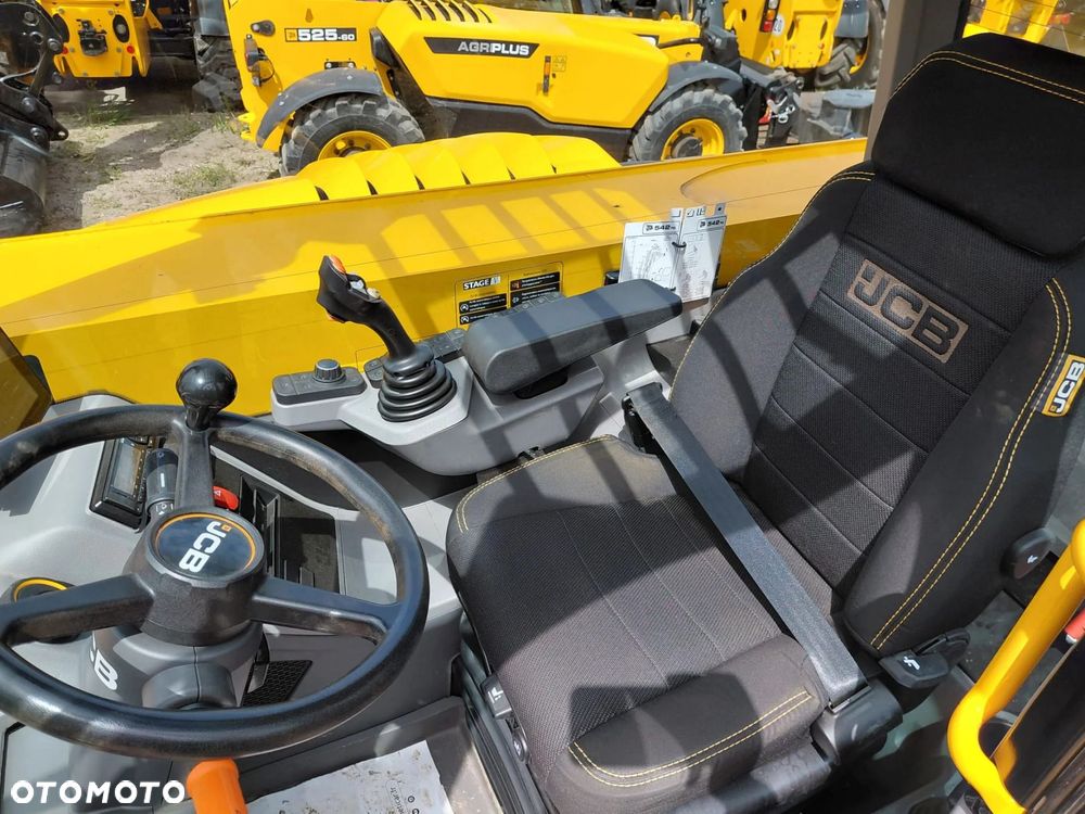 JCB 542-70 Agri Xtra - 9