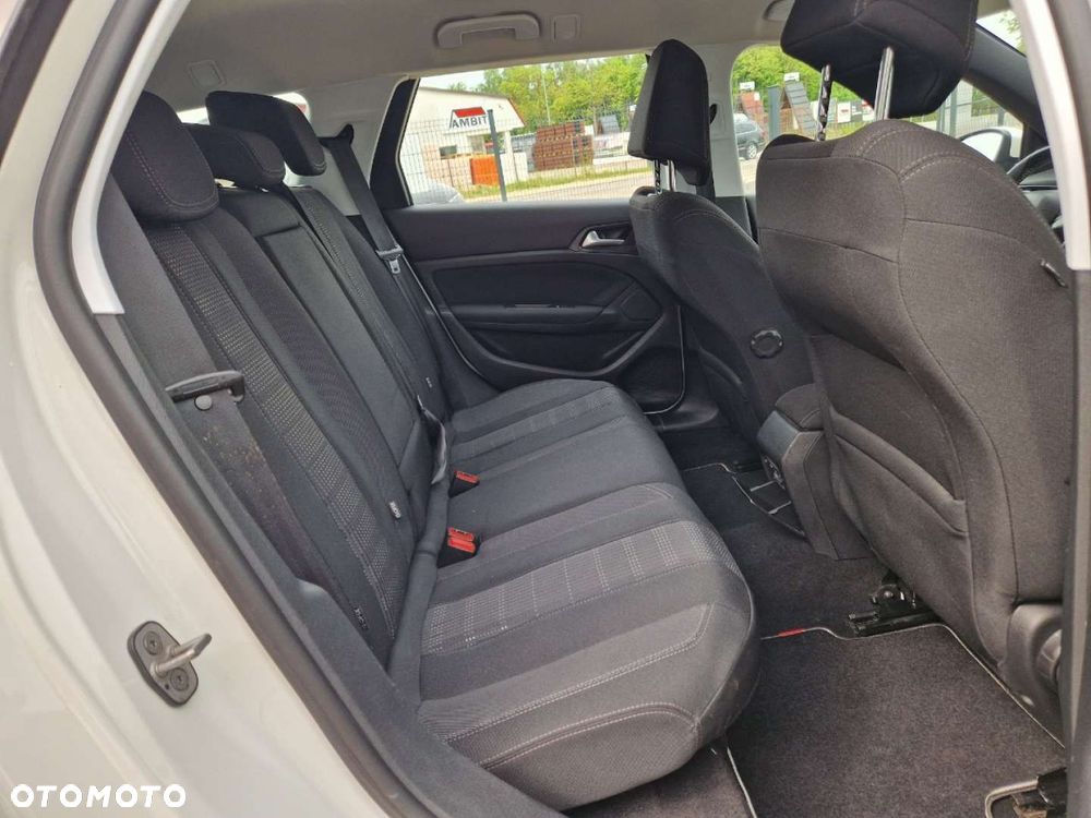 Peugeot 308 - 19