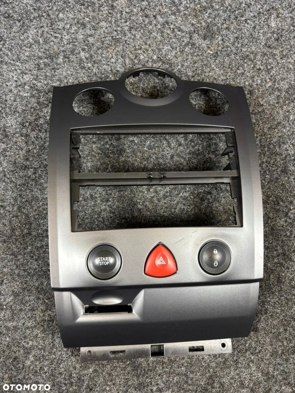 Czytnik Kart panel środkowy RENAULT 8200125077 - 1