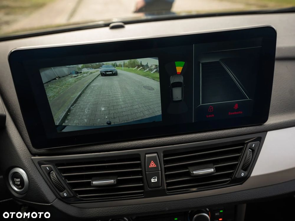 BMW X1 sDrive18d - 34