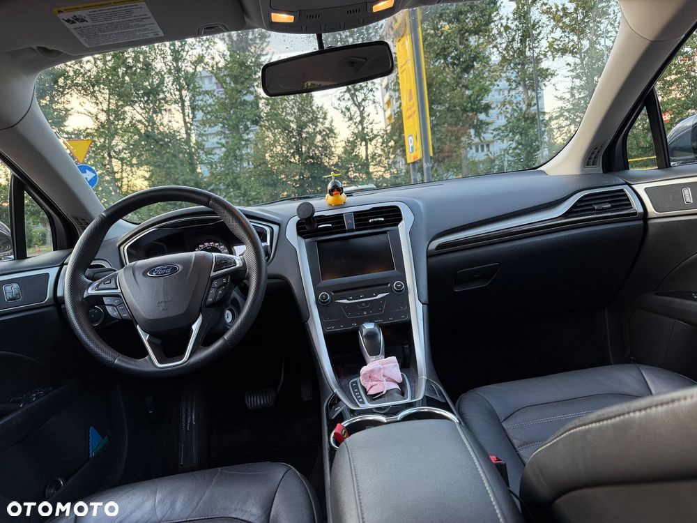 Ford Fusion - 11
