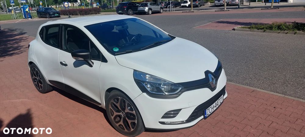 Renault Clio 1.5 dCi Energy Alize - 15