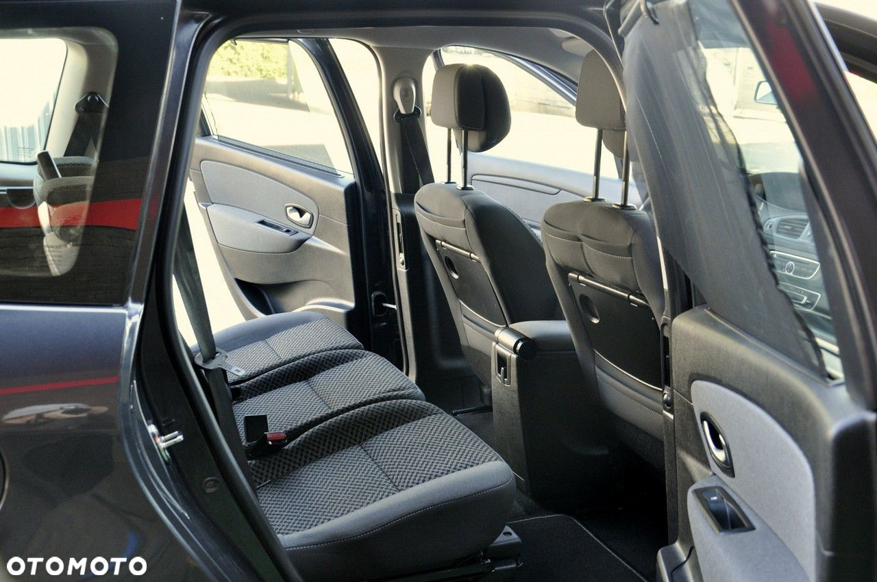 Renault Grand Scenic - 40