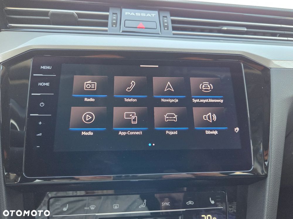 Volkswagen Passat - 22