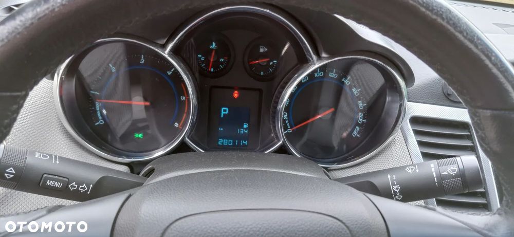 Chevrolet Cruze 2.0 D LTZ - 9