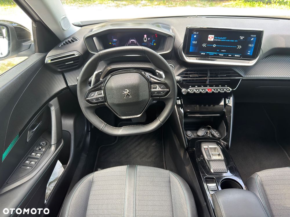 Peugeot 2008 PureTech 130 EAT8 Allure Pack - 8