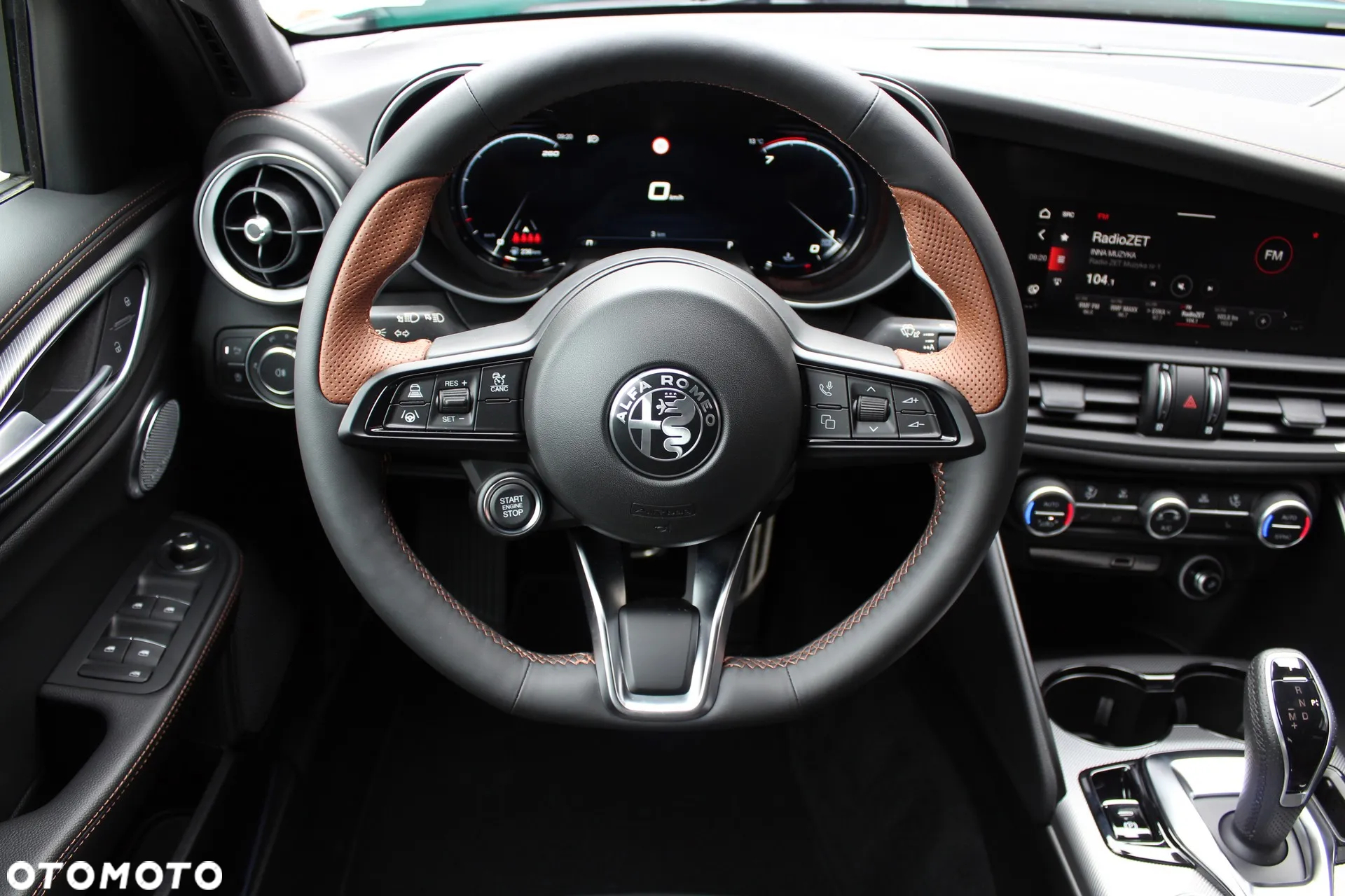 Alfa Romeo Giulia 2.0 Turbo Intensa Q4 - 8