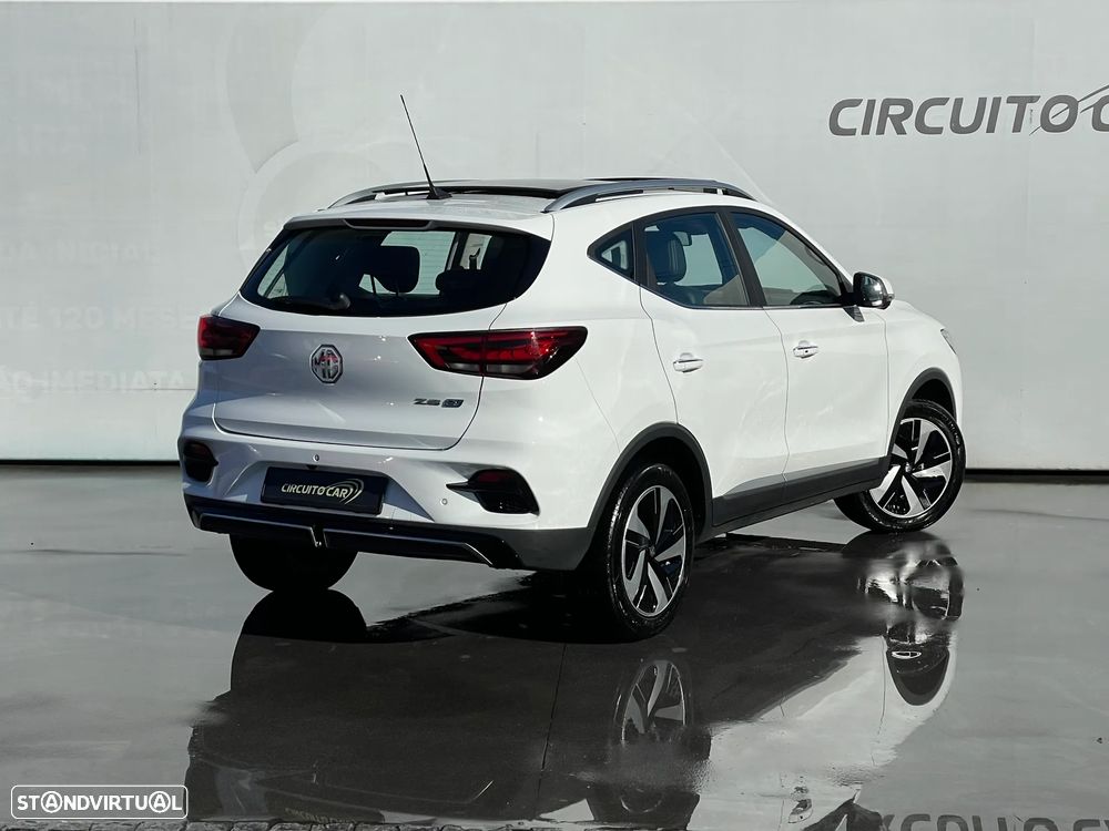 MG ZS Maximal Luxury - 3