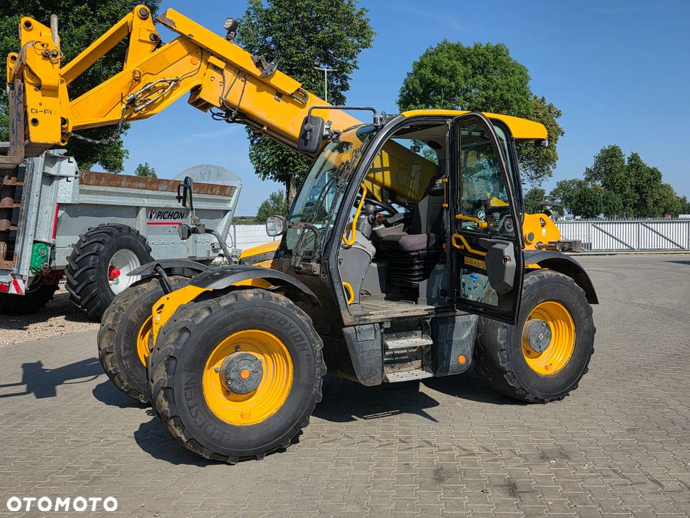 JCB 542-70 Agri Super 2020R - 21