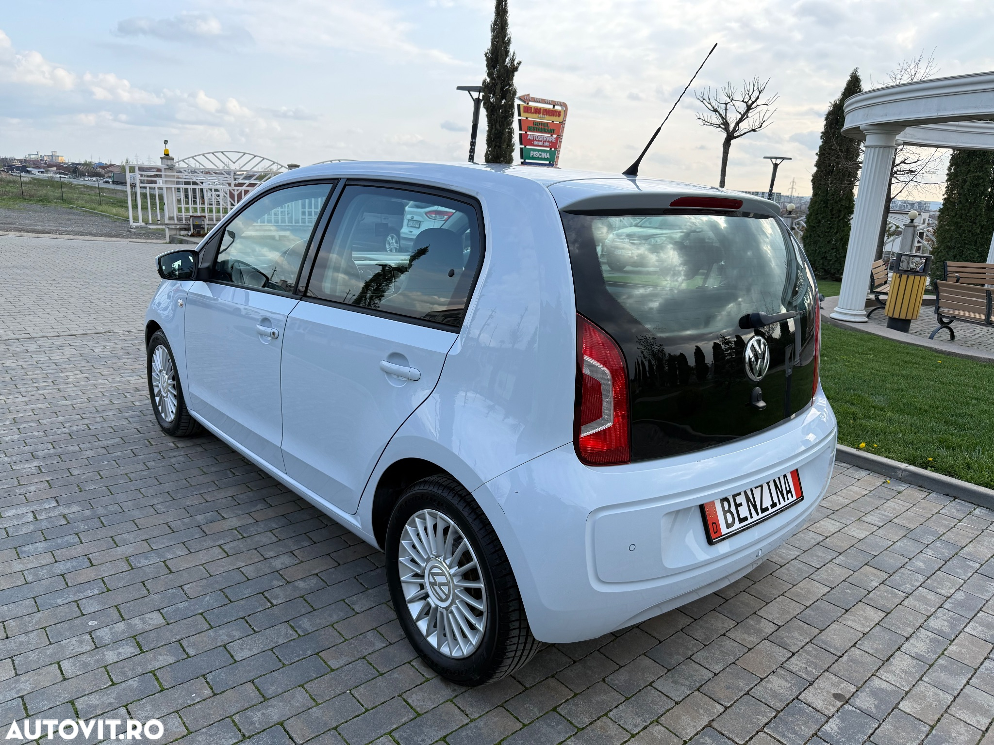 Volkswagen up! - 7
