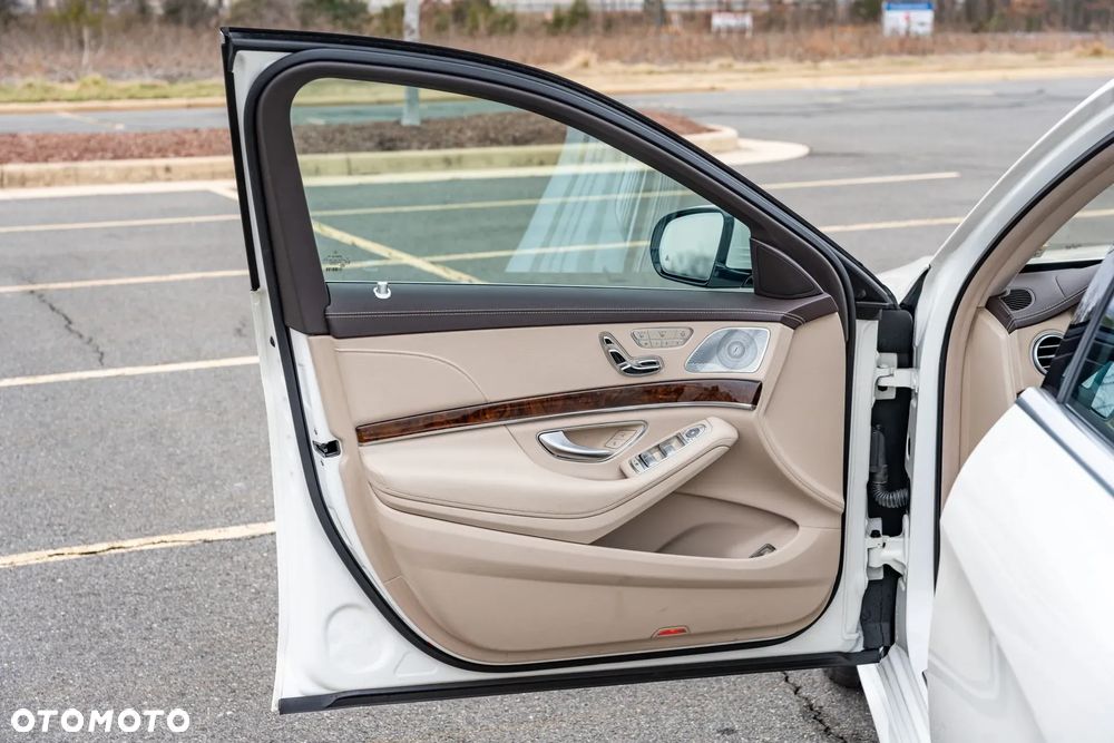 Mercedes-Benz Klasa S 500 4-Matic 7G-TRONIC - 23