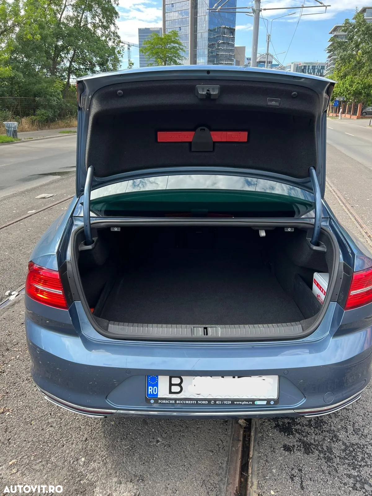 Volkswagen Passat 2.0 TDI DSG Highline - 3