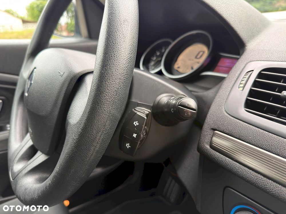 Renault Megane 1.6 16V 100 Expression - 19