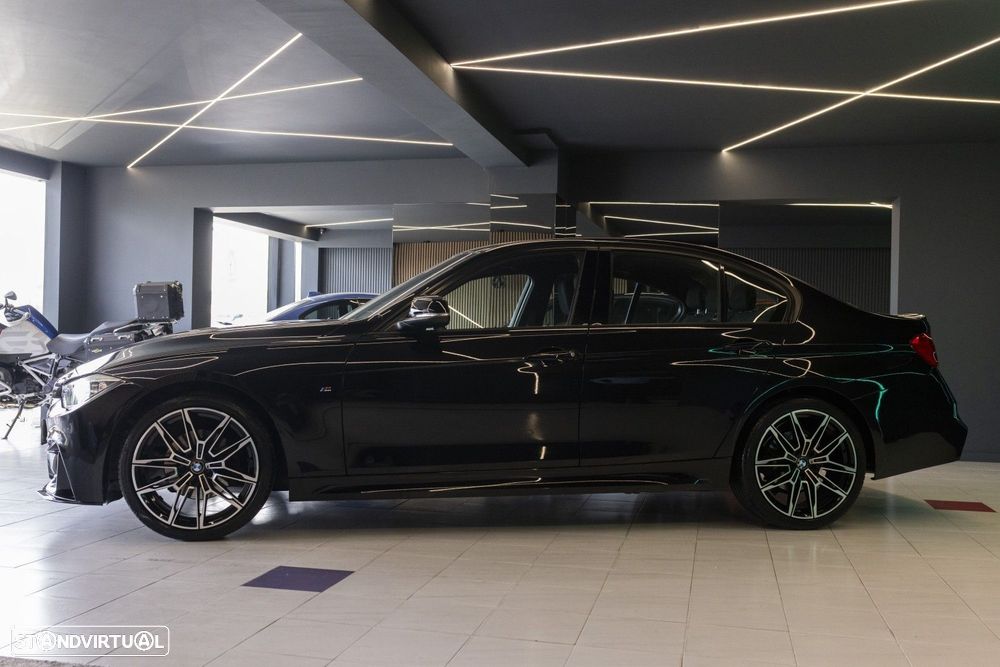 BMW 320 d Auto Pack M - 8