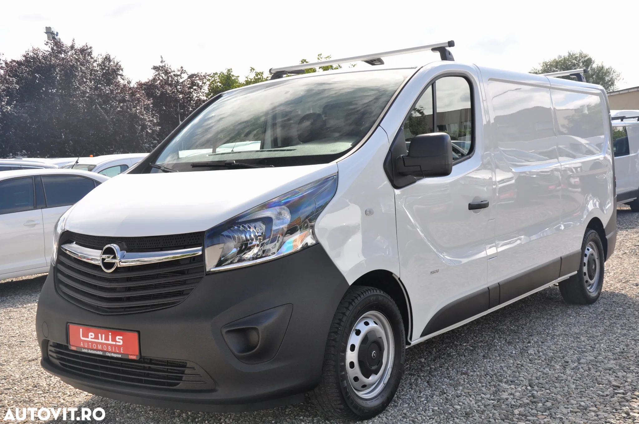 Opel Vivaro L2H1 Van - 1