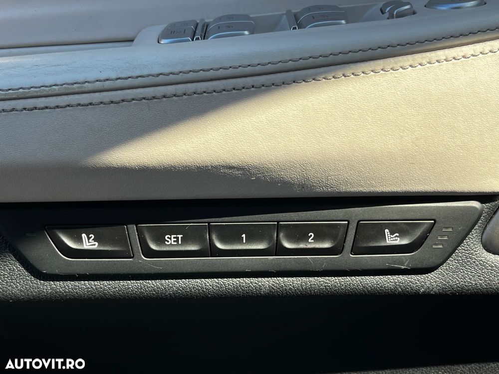 BMW Seria 7 750Ld xDrive - 25