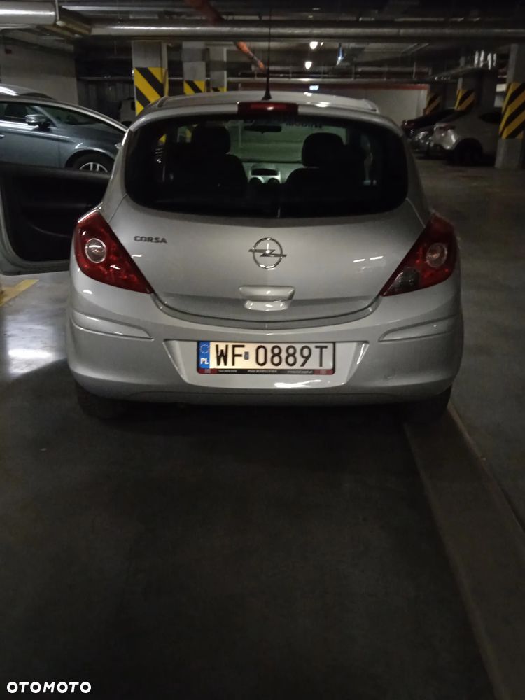 Opel Corsa 1.2 16V Enjoy - 4