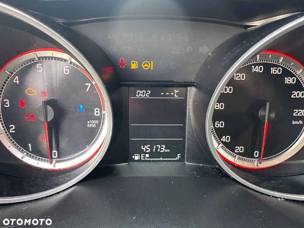 Suzuki Swift 1.2 Premium Plus - 28