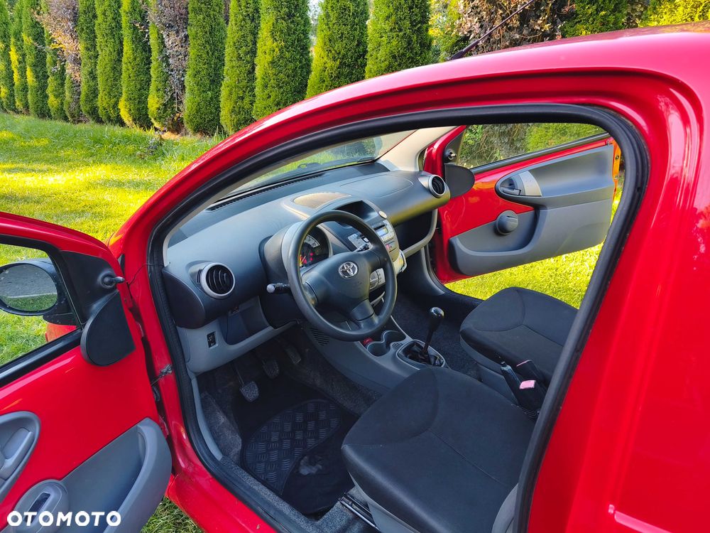 Toyota Aygo - 4