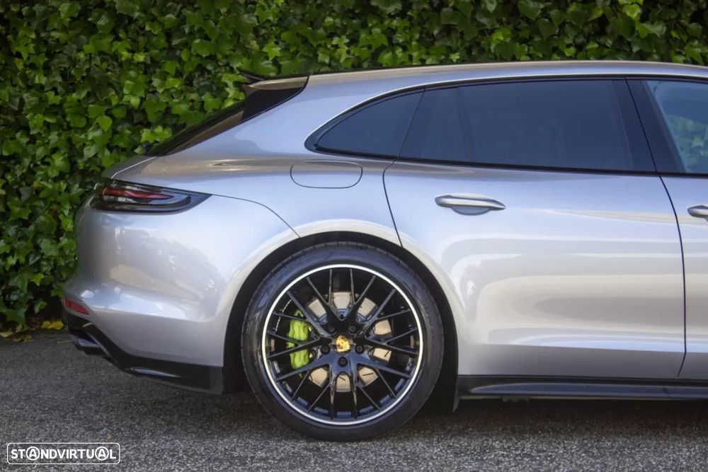 Porsche Panamera Sport Turismo - 2