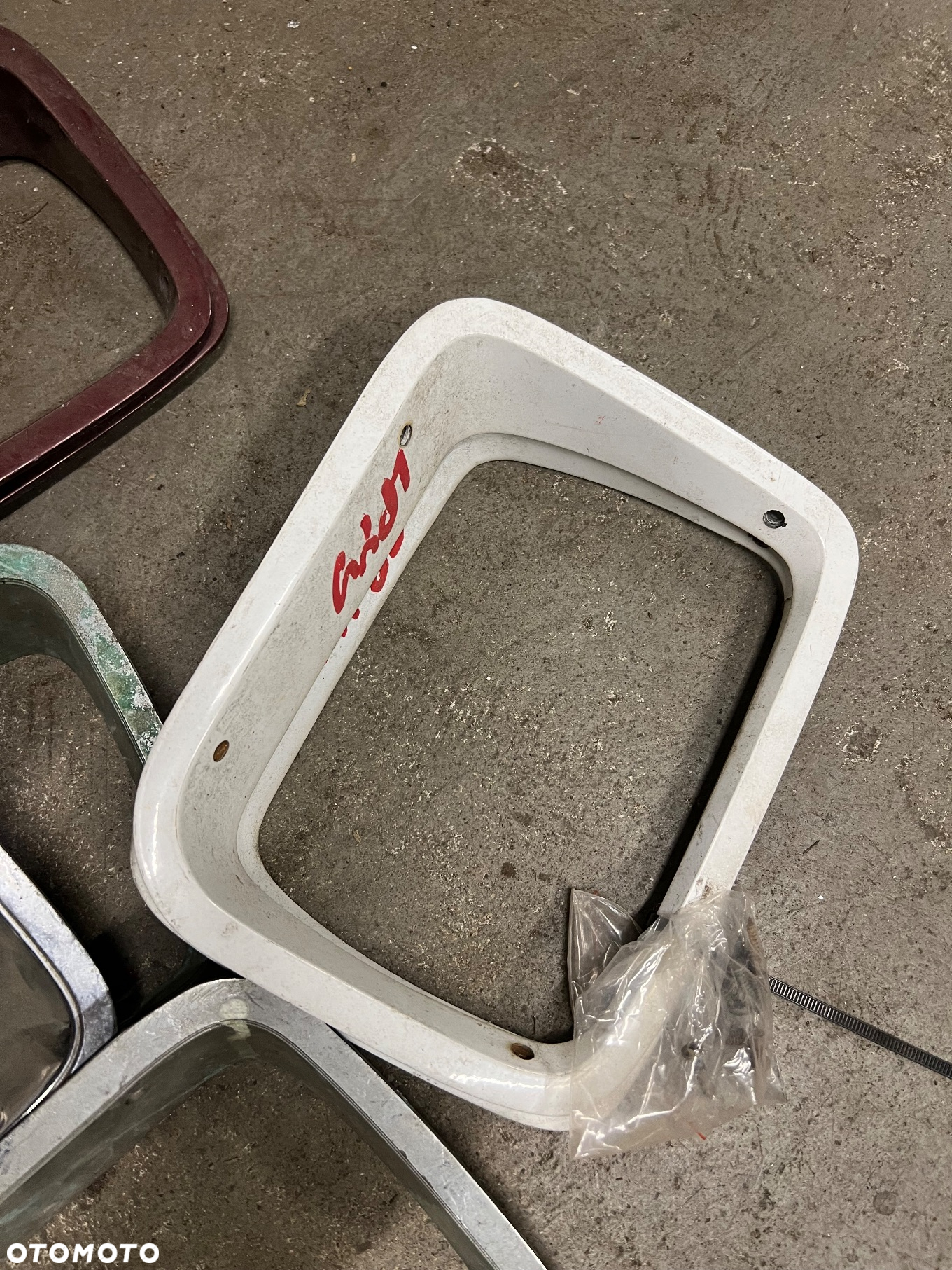 Ramki lamp przednich jeep wrangler yj - 2